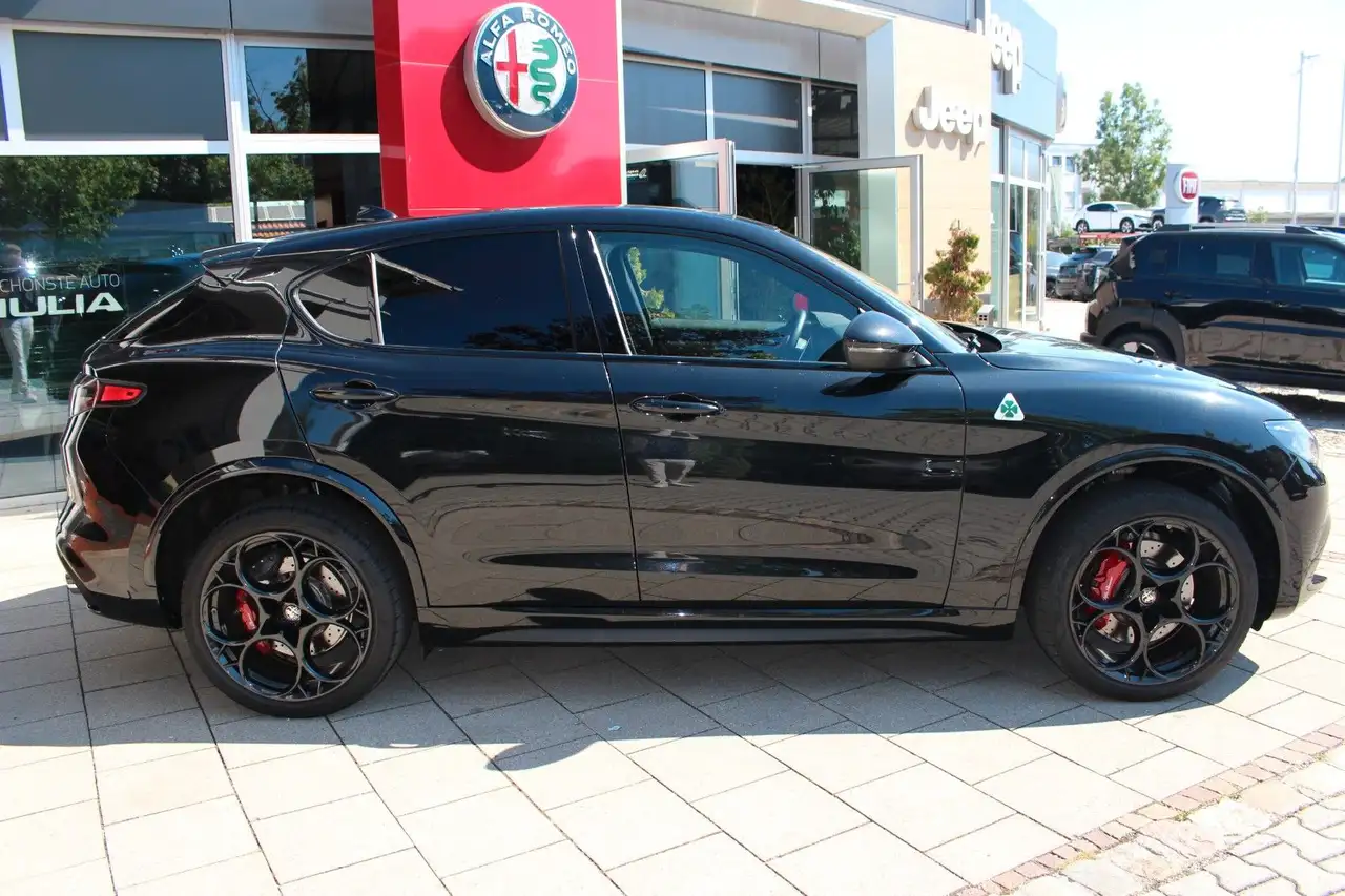 Alfa Romeo Stelvio 2024