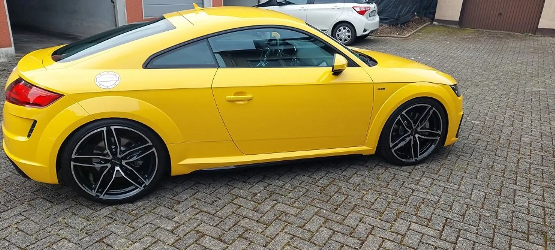 Audi TT TT Coupe 45 TFSI S tronic Sarı - 2