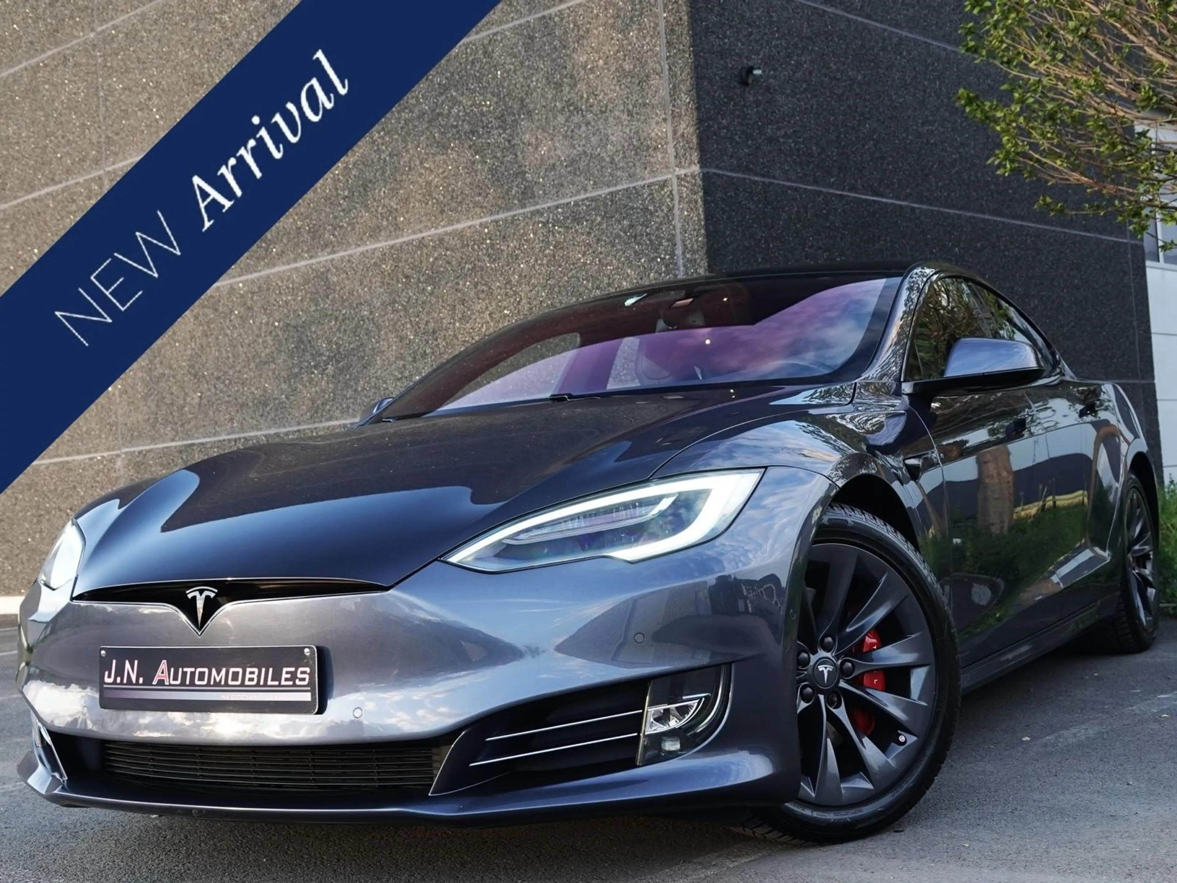Tesla Model S PERFORMANCE LUDICROUS MODE !!! 795 CHEVAUX !
