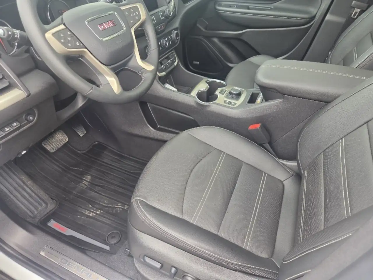 GMC Terrain снимка GMC Terrain