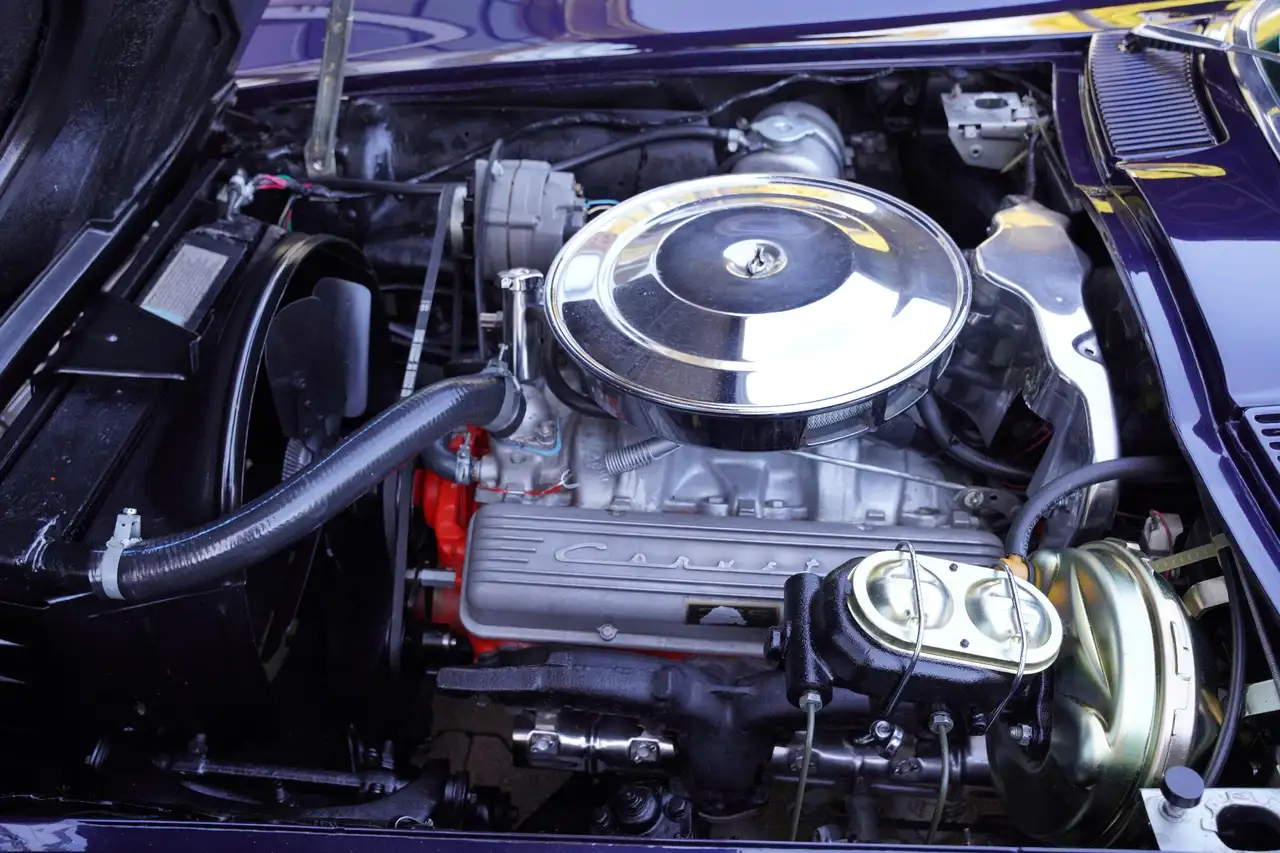 Chevrolet Corvette C2 Sting Ray Coupé Body-off restored in Europe, Wo, foto 4