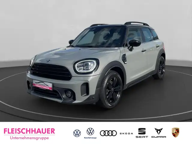 MINI Cooper Countryman Paket Chili+ Navi DCC Sportsitze Connectivity SHZ