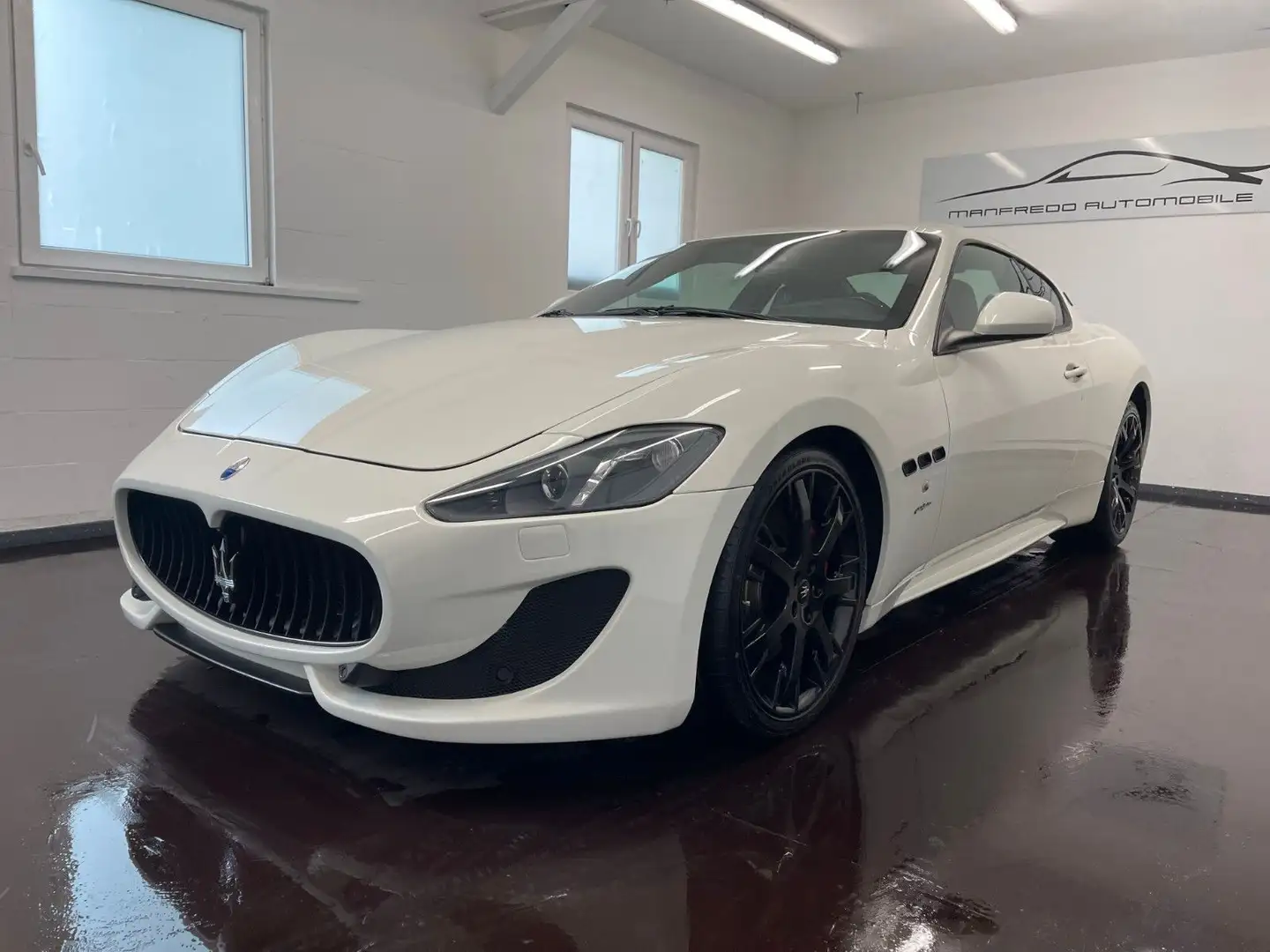 Maserati GranTurismo 4.7 V8 Sport/Navi/2xMemory/Bose/Alca Alb - 2