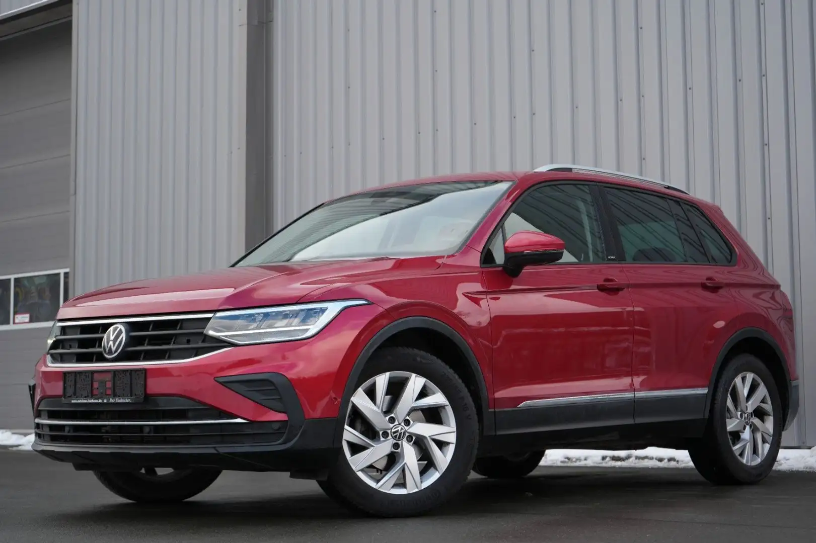 Volkswagen Tiguan 1.5 TSI ACT Active/App-Connect/ACC/Navi Rot - 1