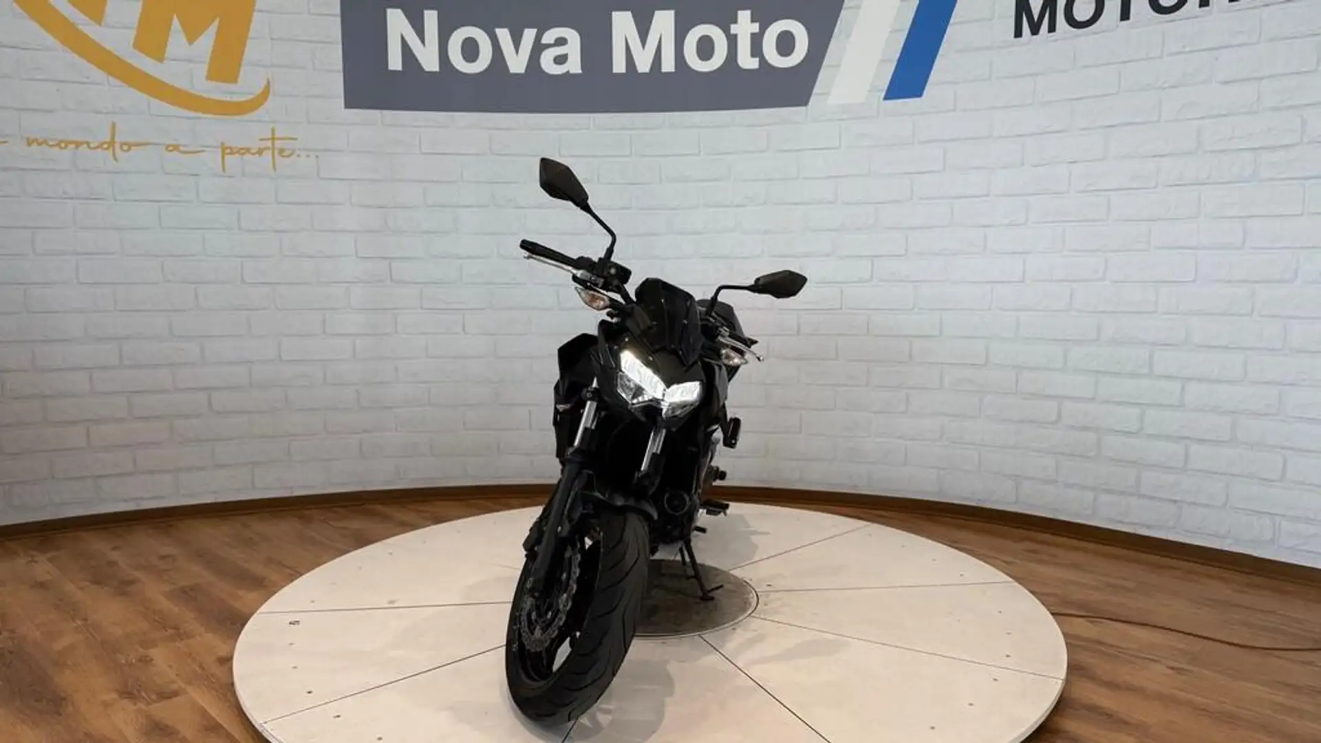 Kawasaki Z 650 Performance Met.Spark Black/Met.Flat Spark Black Nero - 2