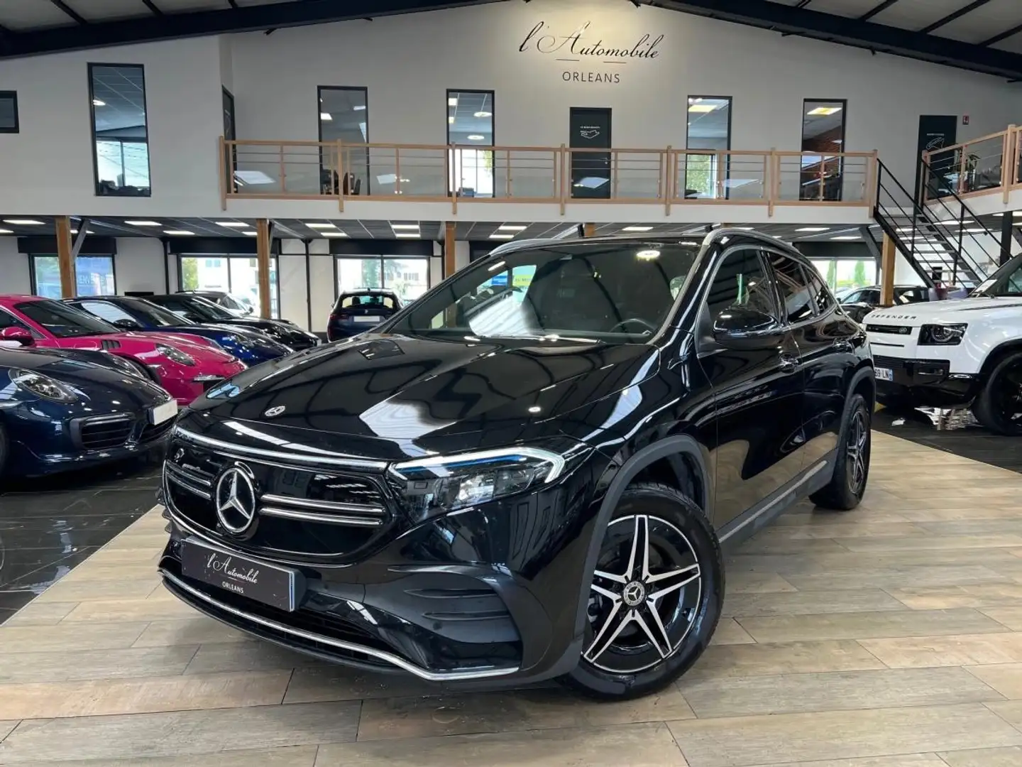 Mercedes-Benz EQA 250 ELECTRIC 190 AMG LINE + PACK PREMIUM Zwart - 1