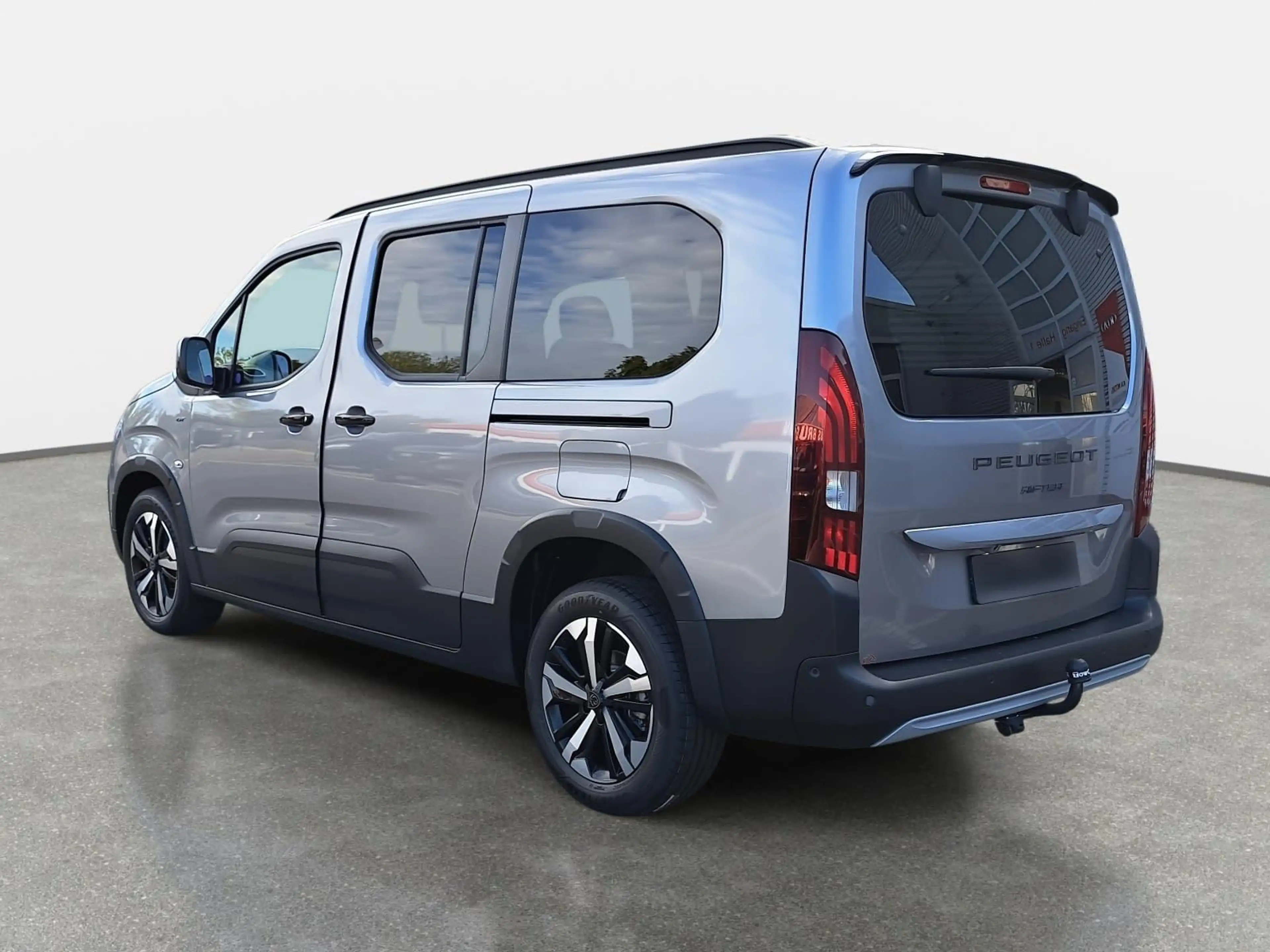 Peugeot Rifter RIFTER BLUEHDI 130 CV EAT8 GT L2 7-S NAVI LED AHK — photo 5