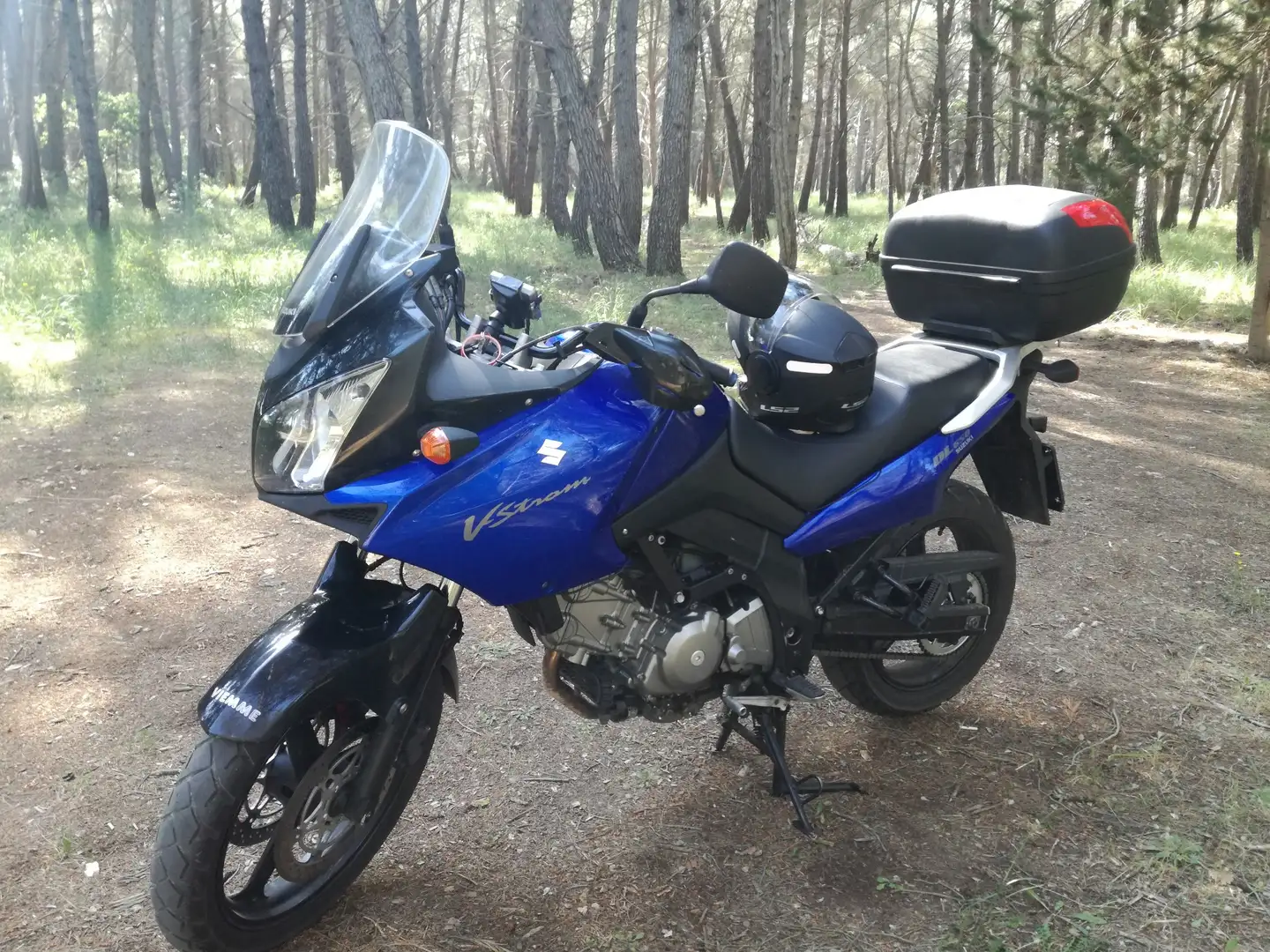 Suzuki V-Strom 650 Albastru - 1