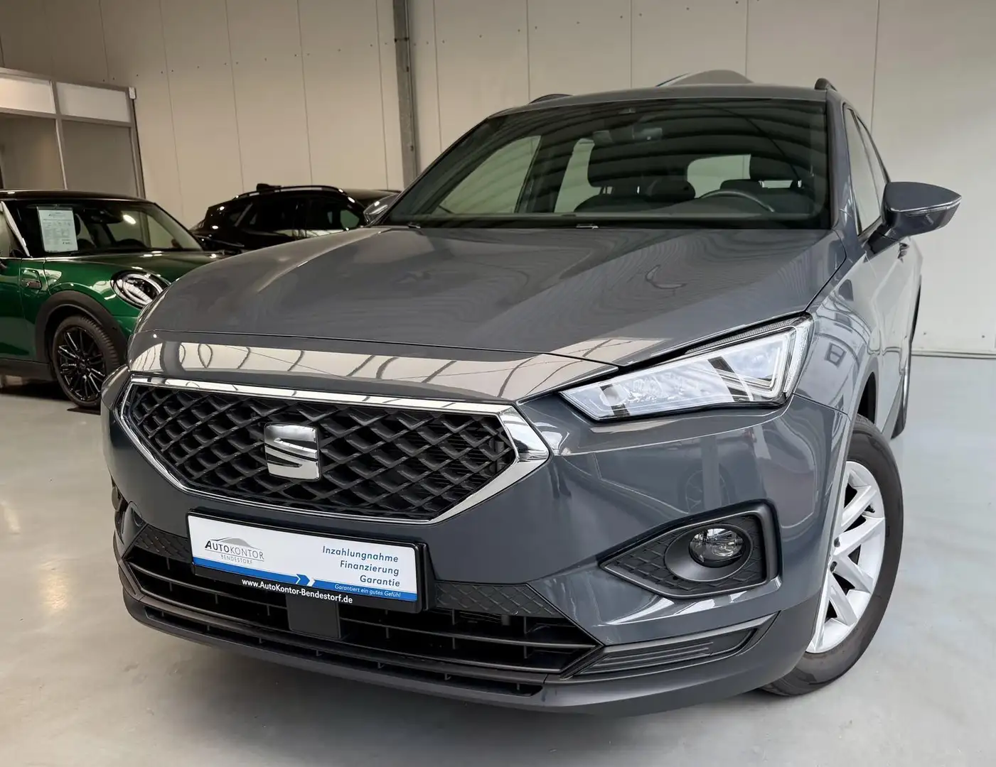 SEAT Tarraco Style Autom., *LED *7-Sitzer *Navi *PDC Grau - 2