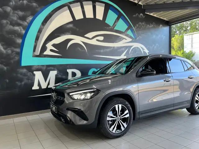 Mercedes-Benz GLA 250 GLA 250 e PHEV AMG Line (160 kW)