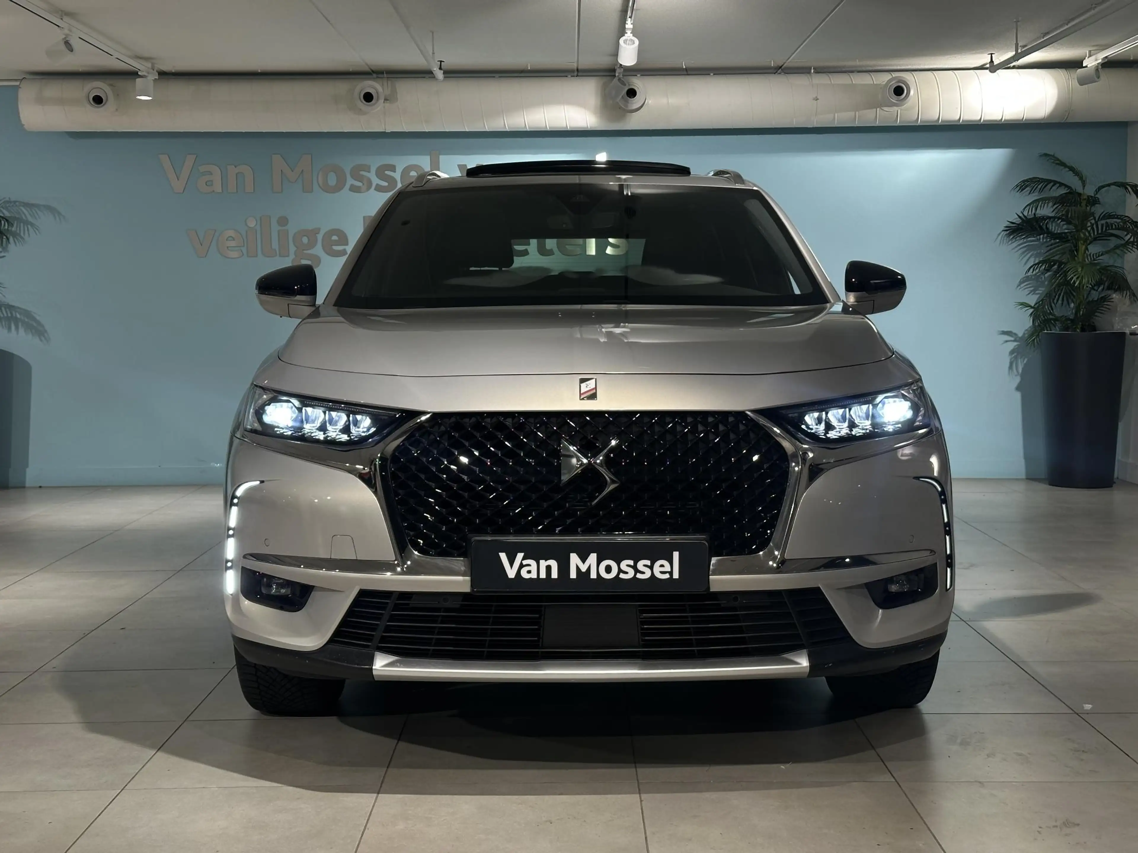 DS Automobiles DS 7 E-Tense 300 4x4 Opéra — photo 3