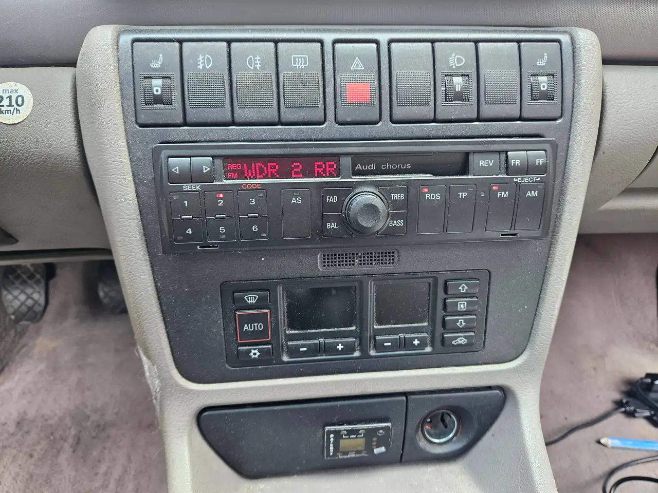 Audi A4B5 1,8 125 PS Bj 1997 original 178000KM, foto 8