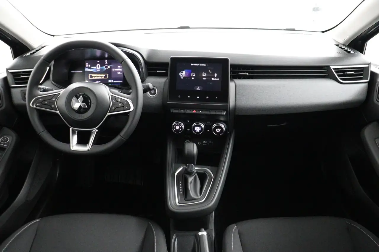 Mitsubishi Colt 2026 — фото 10