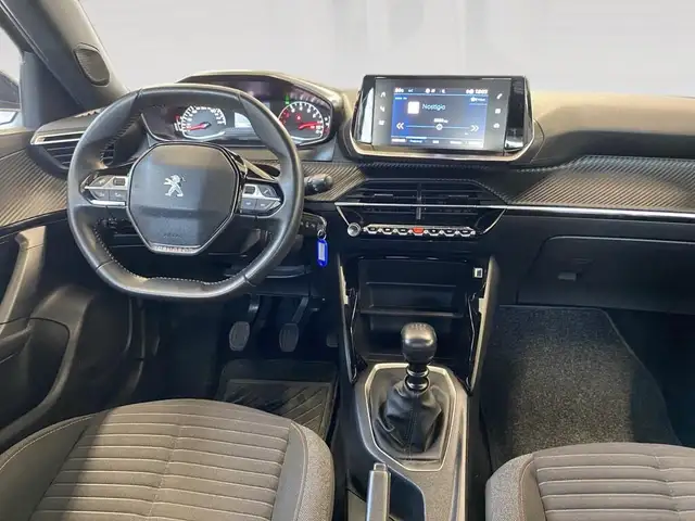 Peugeot 2008 view 6