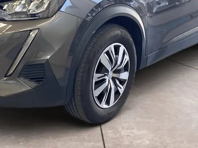 Peugeot 2008 view 15