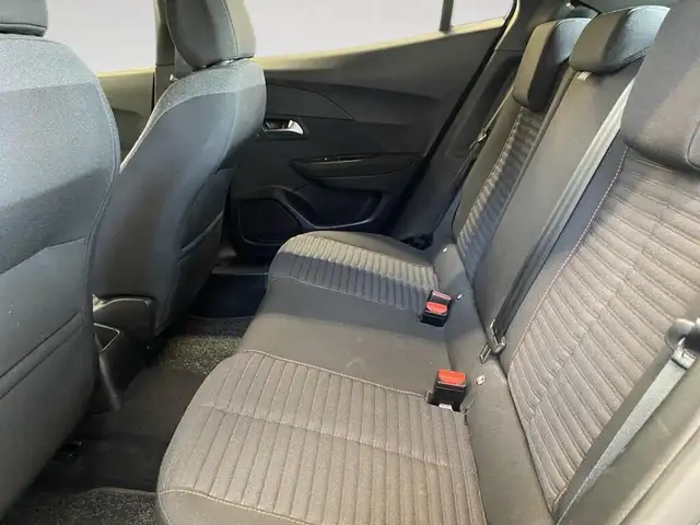 Peugeot 2008 view 8