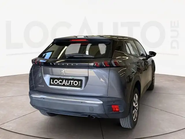 Peugeot 2008 view 4