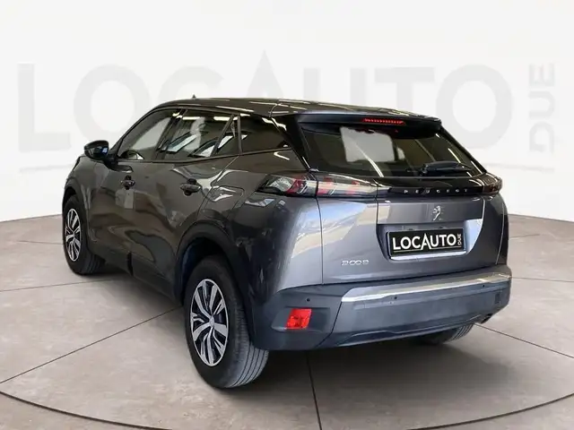 Peugeot 2008 view 5
