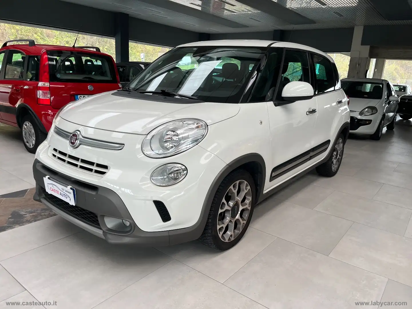 Fiat 500L 1.6 MJT 120 CV Trekking Bianco - 1