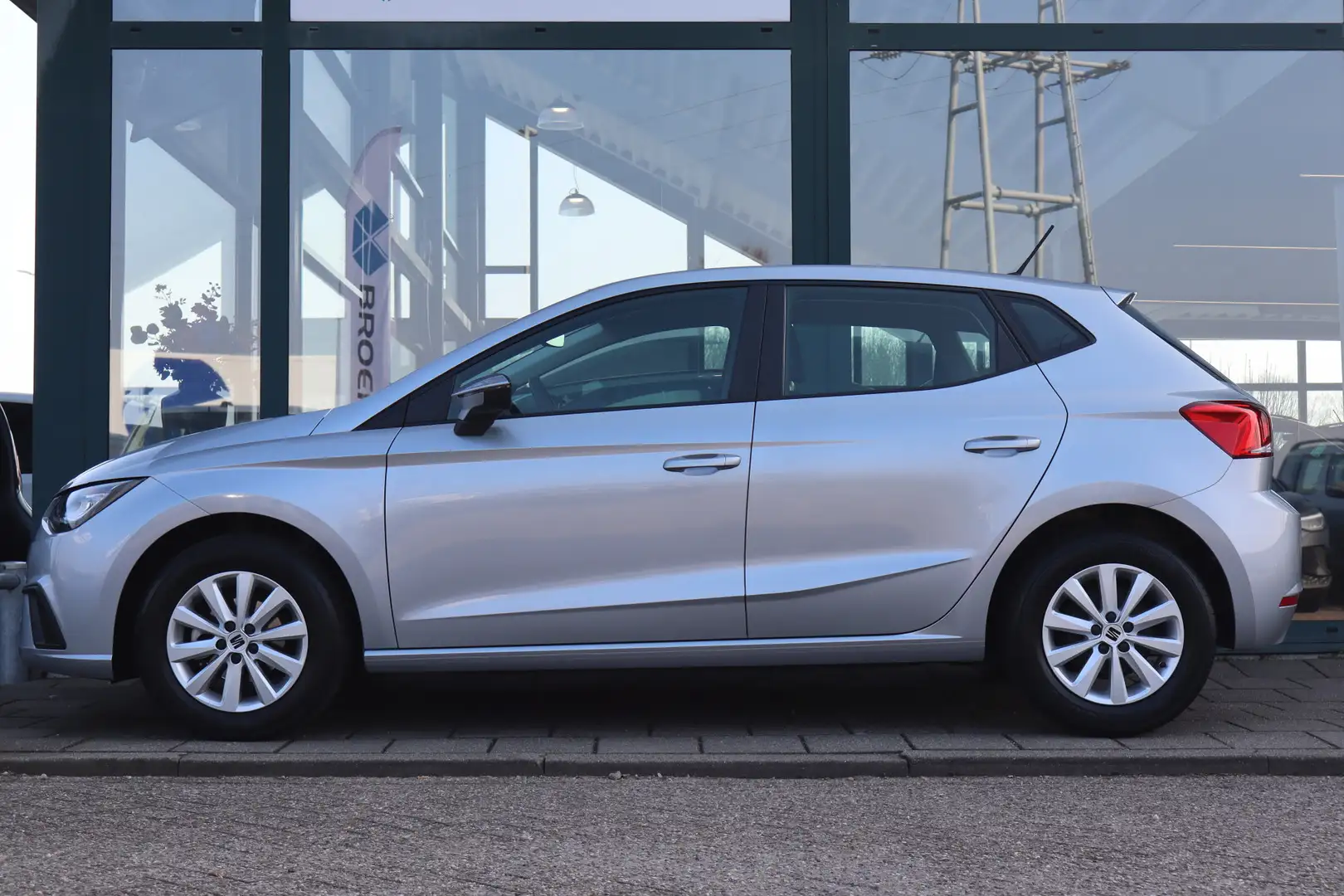 SEAT Ibiza 1.0 EcoTSI 95PK Style | Climate Control | Parkeers Grijs - 2