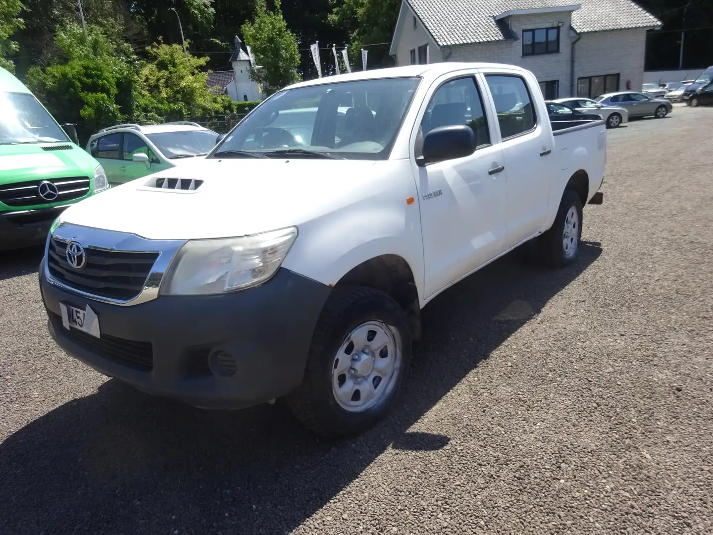 Toyota Hilux 2.5 D-4D 4WD S Alb - 1