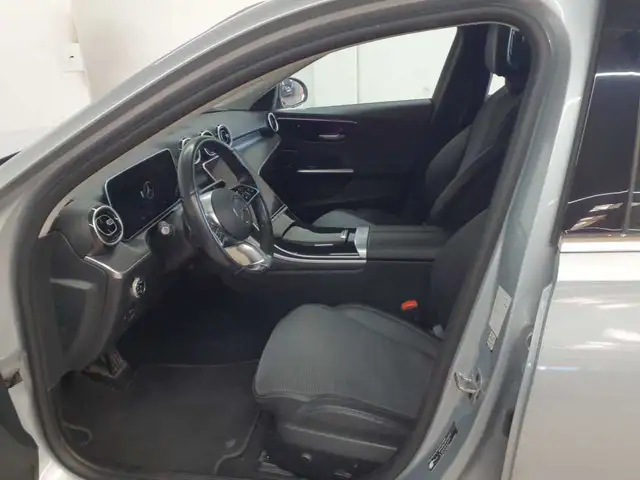 Mercedes-Benz C-Class view 7