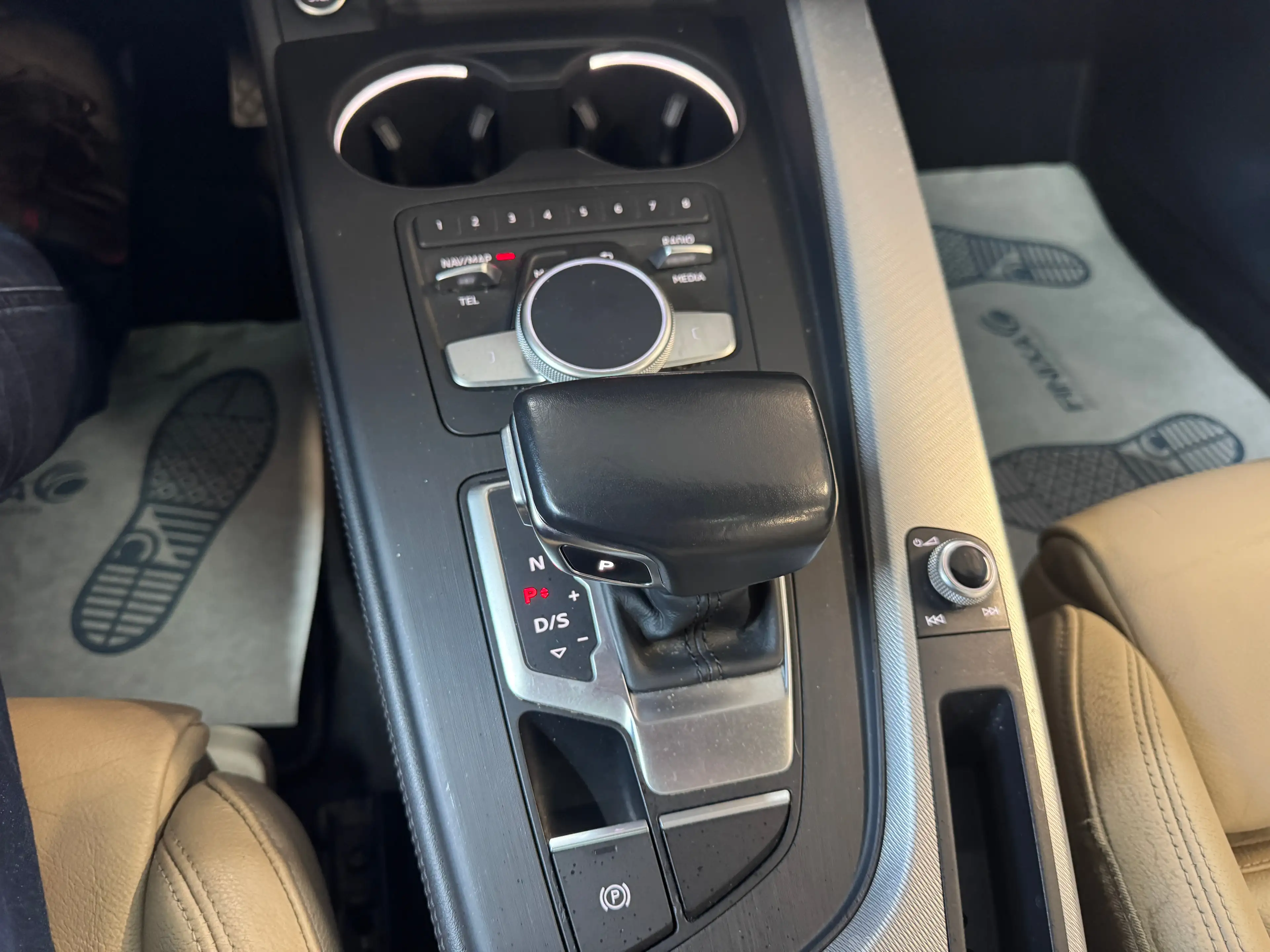Audi A4 allroad A4 Allroad basis — photo 15