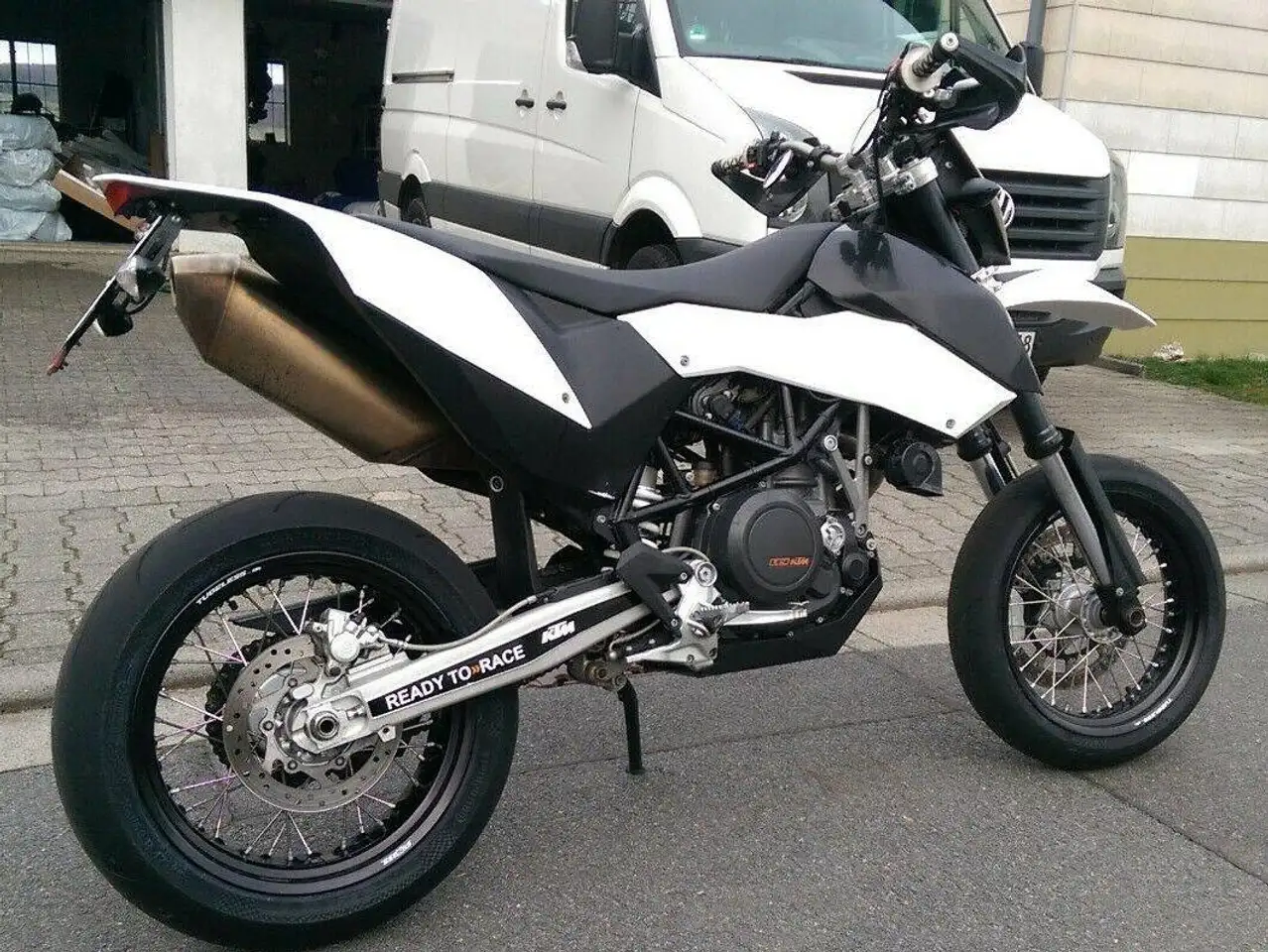 KTM 690 SMC