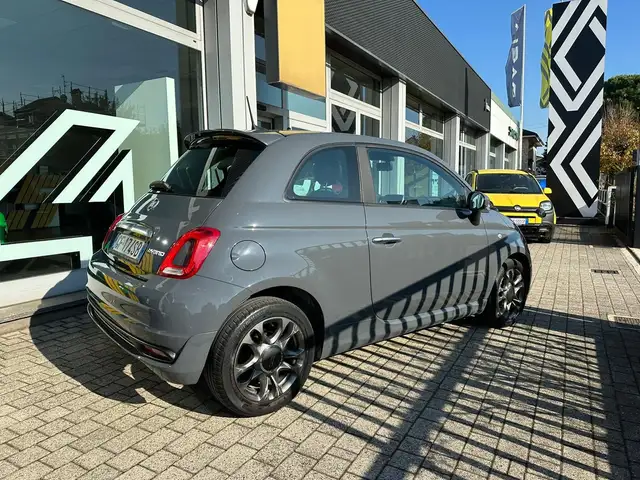 Fiat 500 view 3