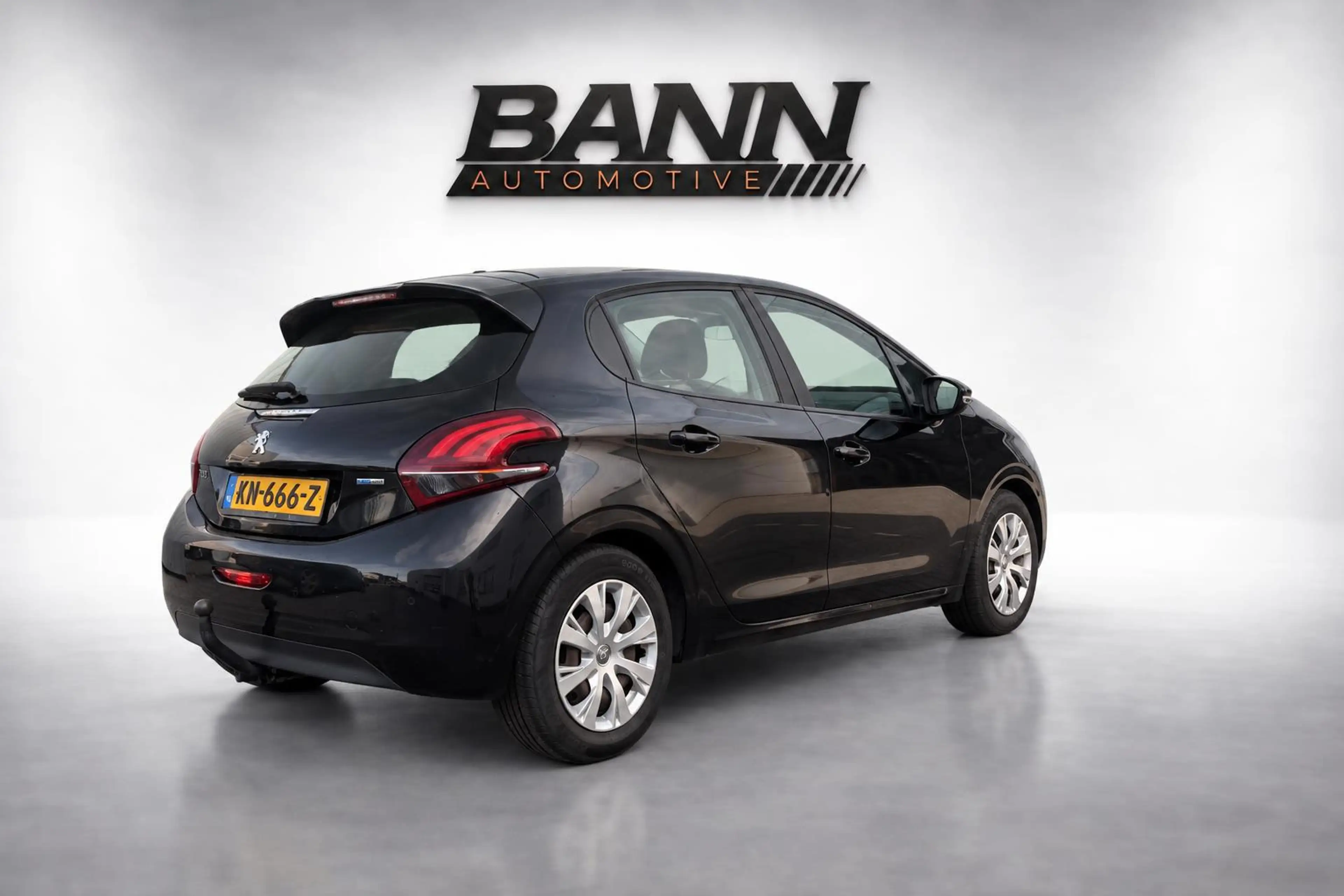 Peugeot 208 1.2 PureTech Active| Nieuwe distr. riem| Navi|xeno — photo 5