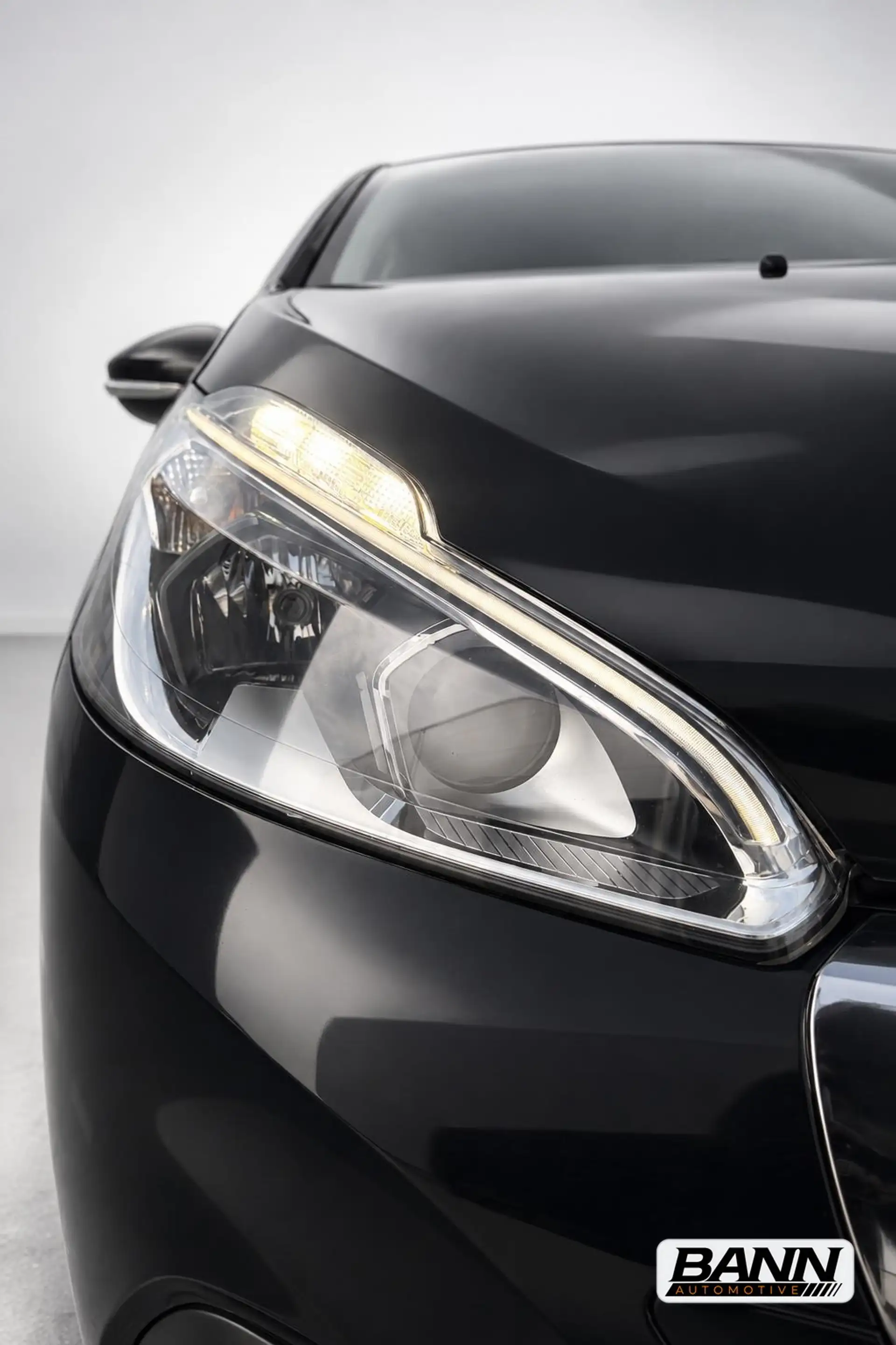 Peugeot 208 1.2 PureTech Active| Nieuwe distr. riem| Navi|xeno — photo 9