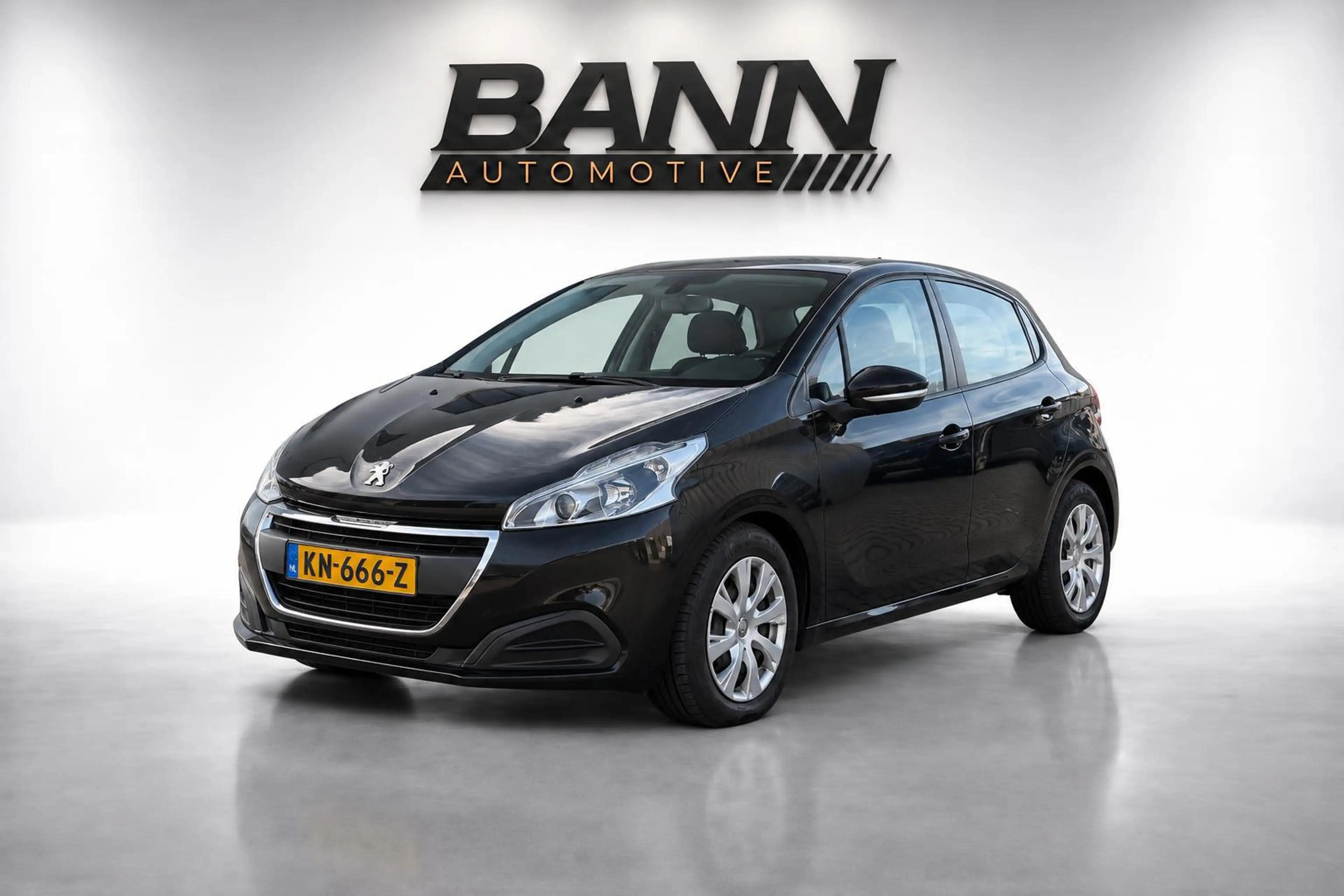 Peugeot 208 1.2 PureTech Active| Nieuwe distr. riem| Navi|xeno — photo 3