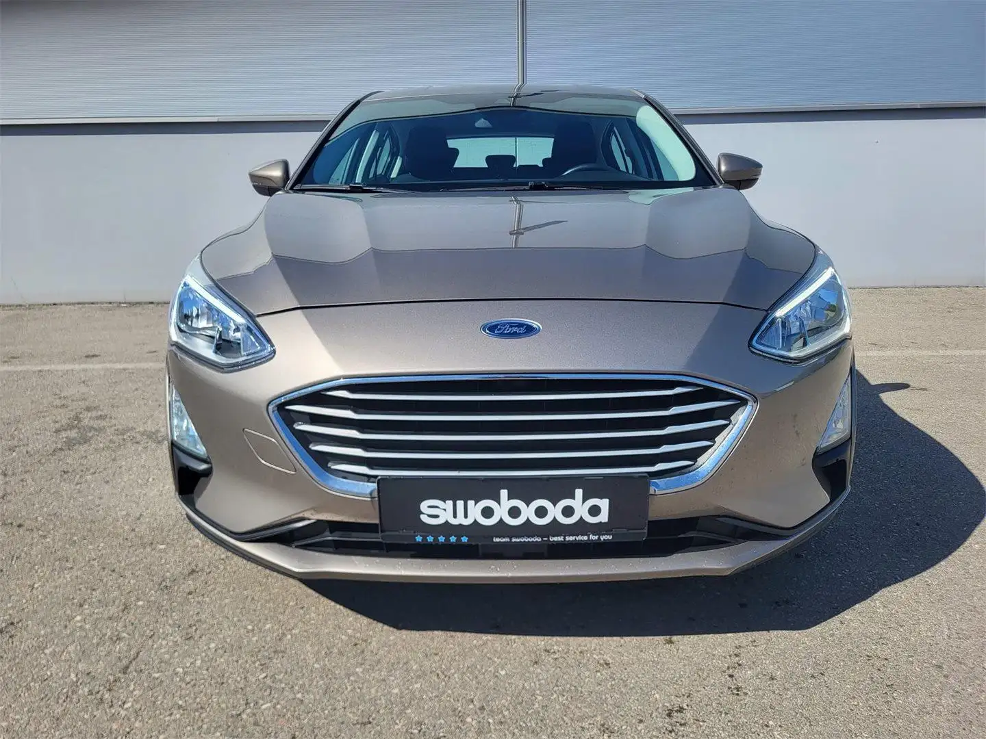 Ford Focus FOCUS TREND 1.0 EBOOST 100PS M6 5T Braun - 2