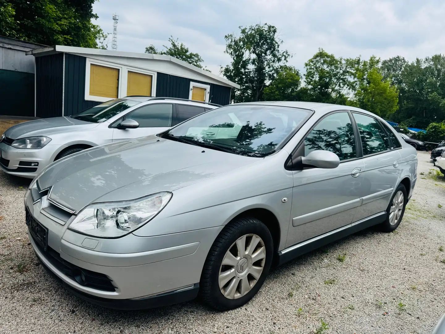 Citroen C5 2.0 Exclusive TÜV neu Silber - 2