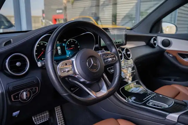 Mercedes-Benz GLC view 14