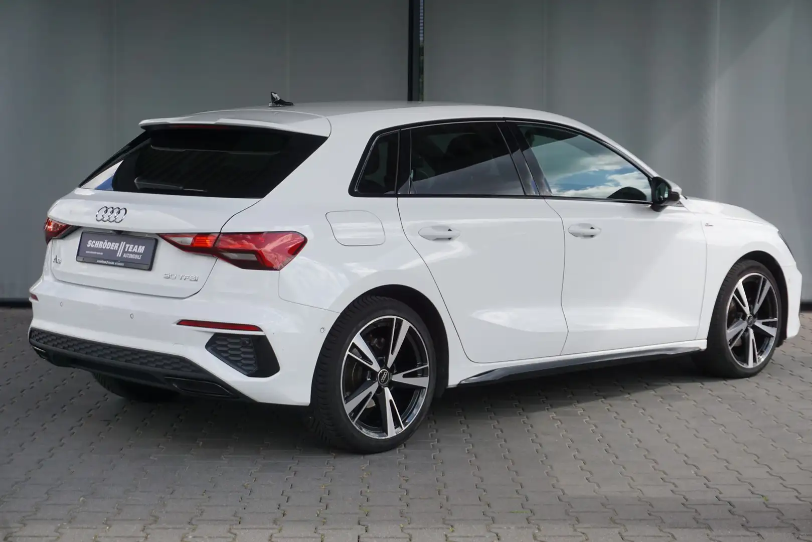 Audi A3 Sportback 30 TFSI S tronic S line Navi Leder B Bianco - 2