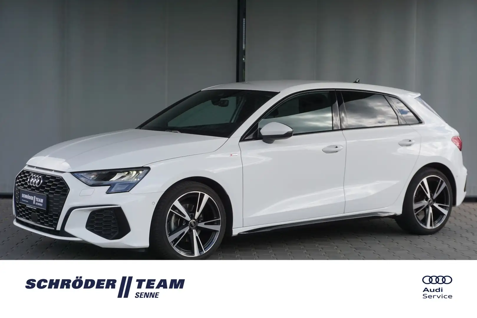 Audi A3 Sportback 30 TFSI S tronic S line Navi Leder B Bianco - 1