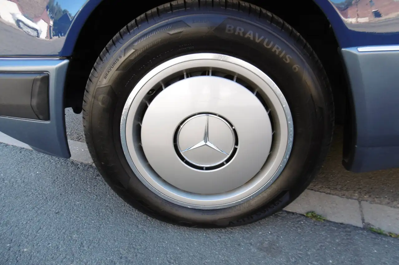 Mercedes-Benz 200 DIESEL 136000 KM !!! Etat concours !!!, foto 8