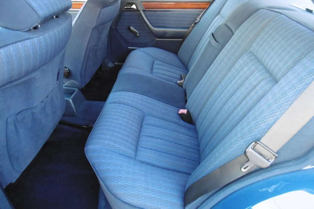 Mercedes-Benz 200 DIESEL 136000 KM !!! Etat concours !!!, foto 12