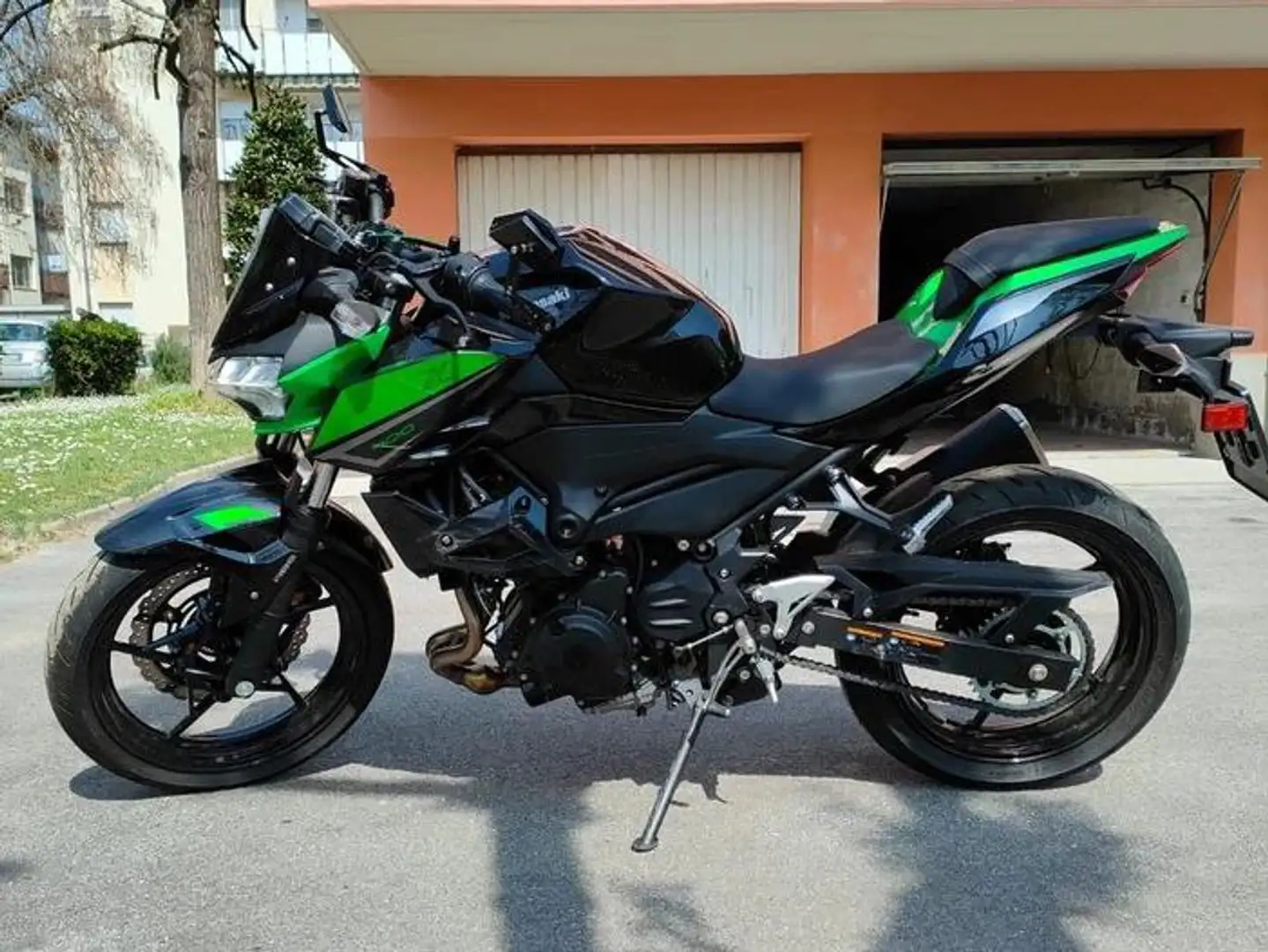 Kawasaki Z 400 Zelená - 2