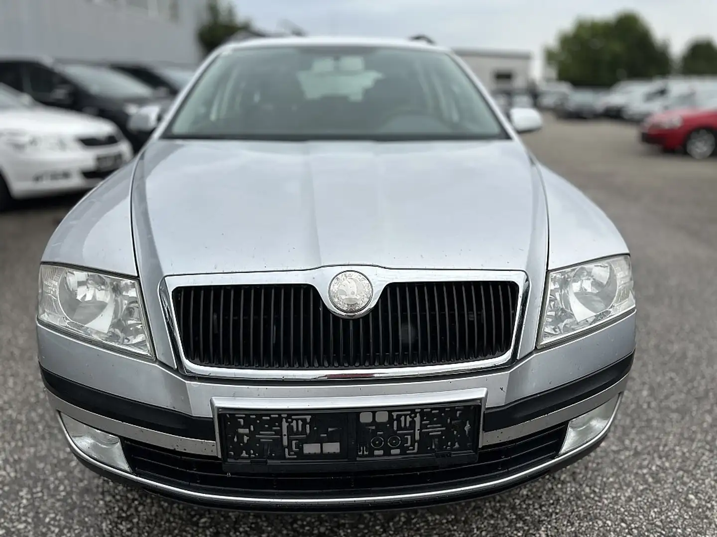 Skoda Octavia Combi Solo 1,9 TDI PD DPF 4x4 Plateado - 2