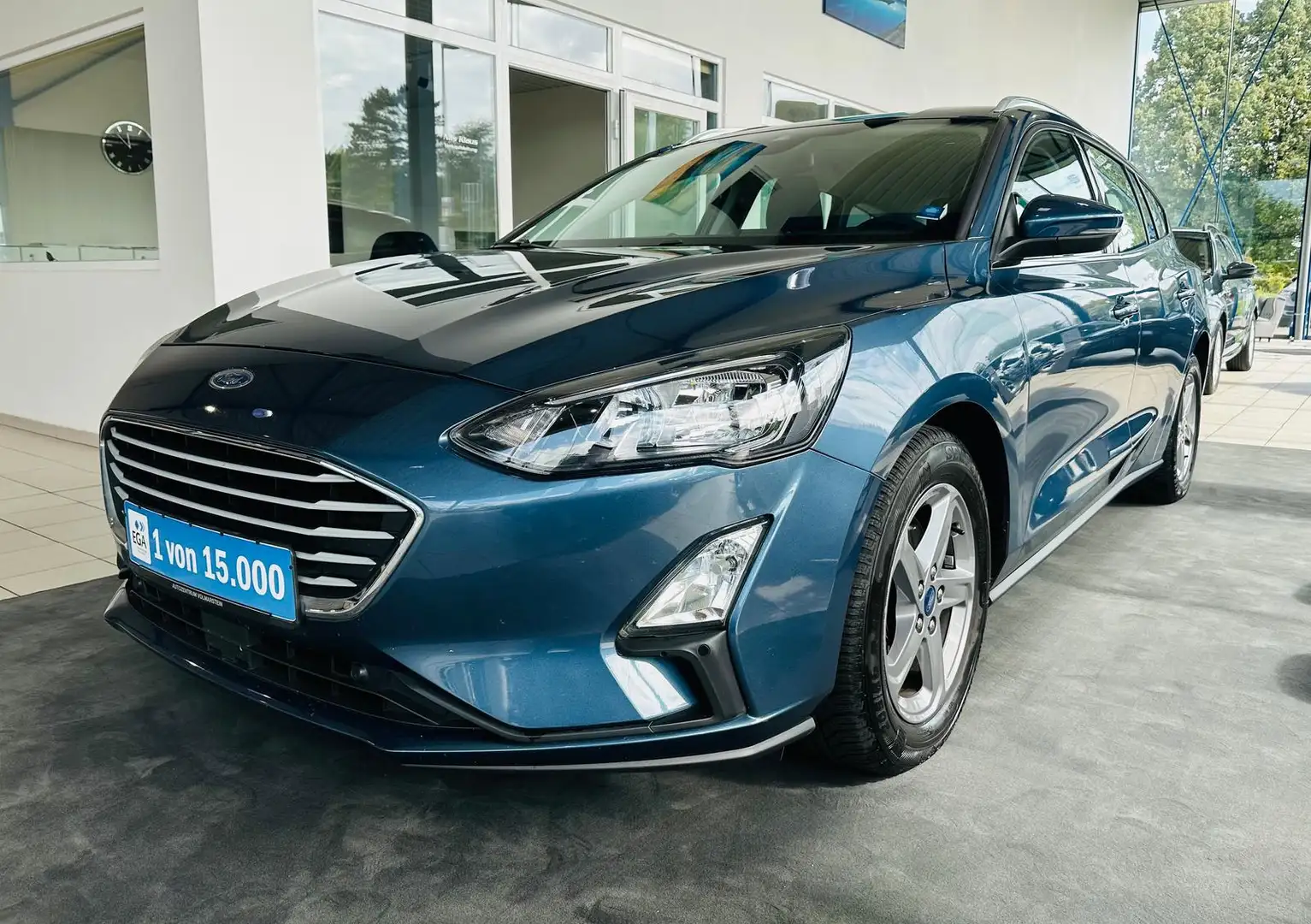 Ford Focus 1.5 TDCi Cool&Connect Nav LED Kamera SHZG Blau - 1