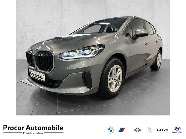 BMW 218 i RFK NAVI LED Sound Syst. PDC V+H DAB Klima