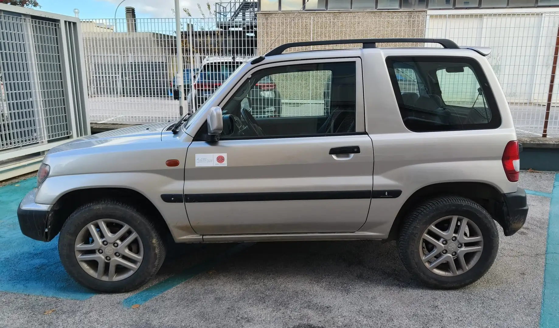 Mitsubishi Pajero Pinin Pajero Pinin 3p 1.8 gdi 16v Comfort Silber - 2