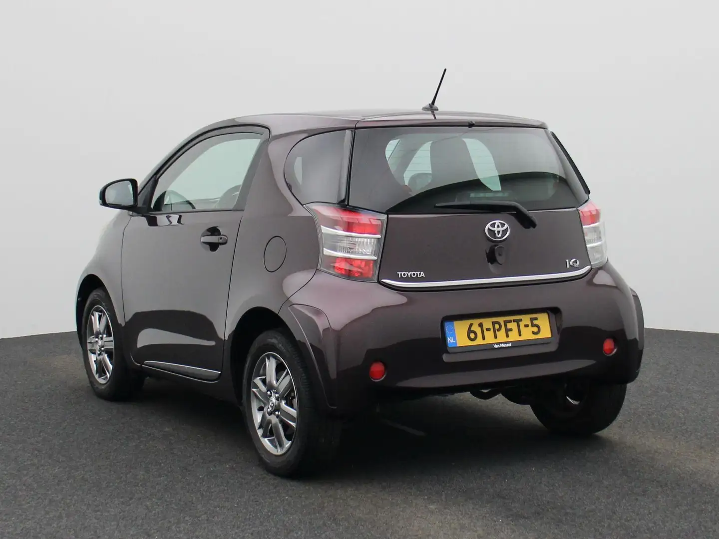 Toyota iQ 1.0 VVTi Aspiration | CLIMATE CONTROL | LICHTMETAL Paars - 2