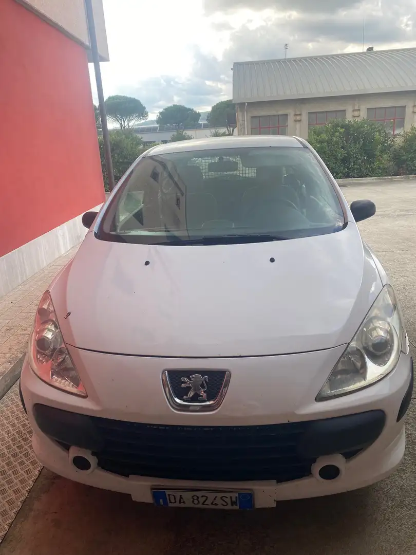 Peugeot 307 307 3p 1.6 hdi 16v D-Sign Bianco - 1