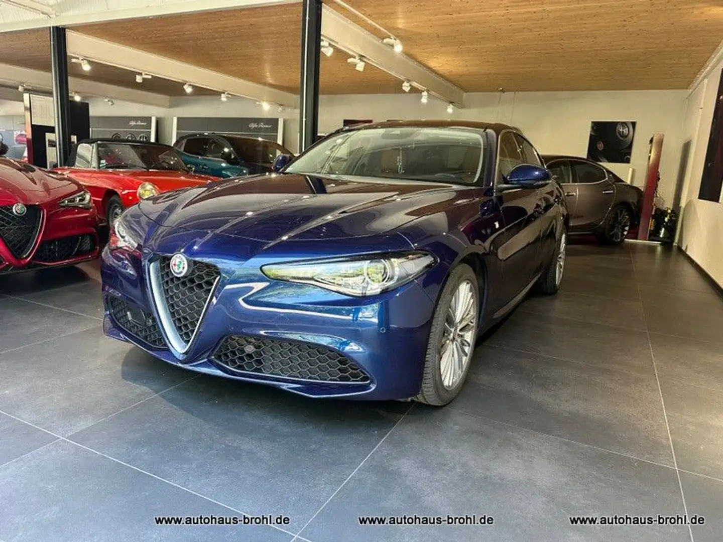 Alfa Romeo Giulia Lusso Ti 200 PS Blau - 2