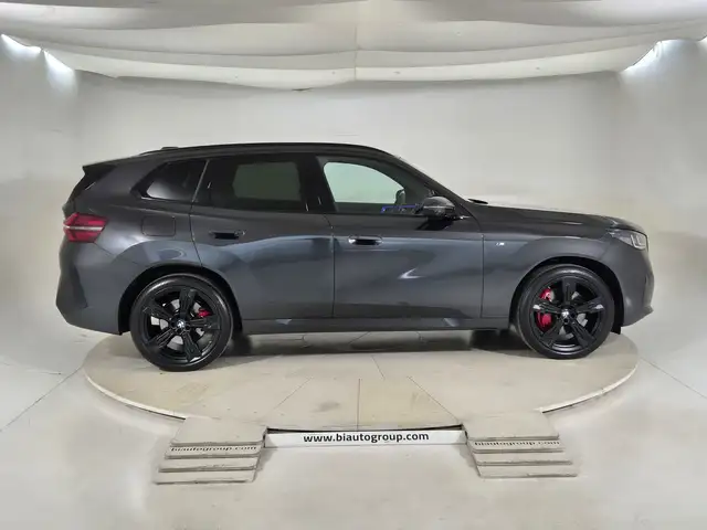 BMW X3 view 6
