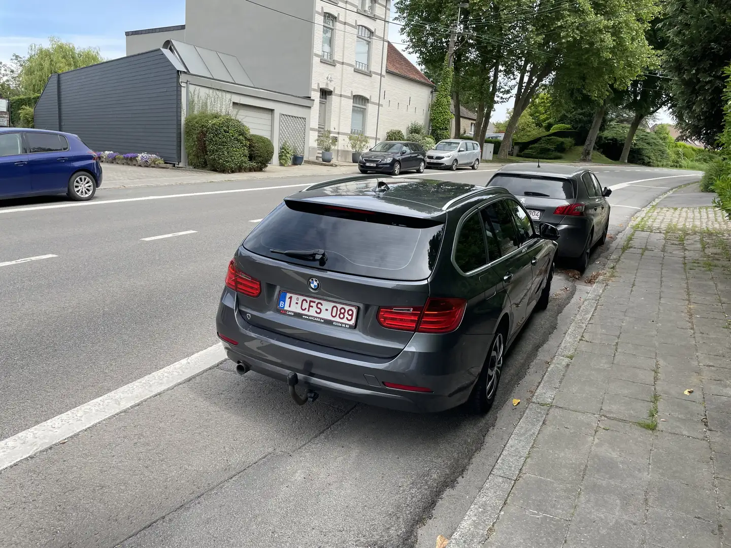 BMW 316 Touring d Business Edition - 2