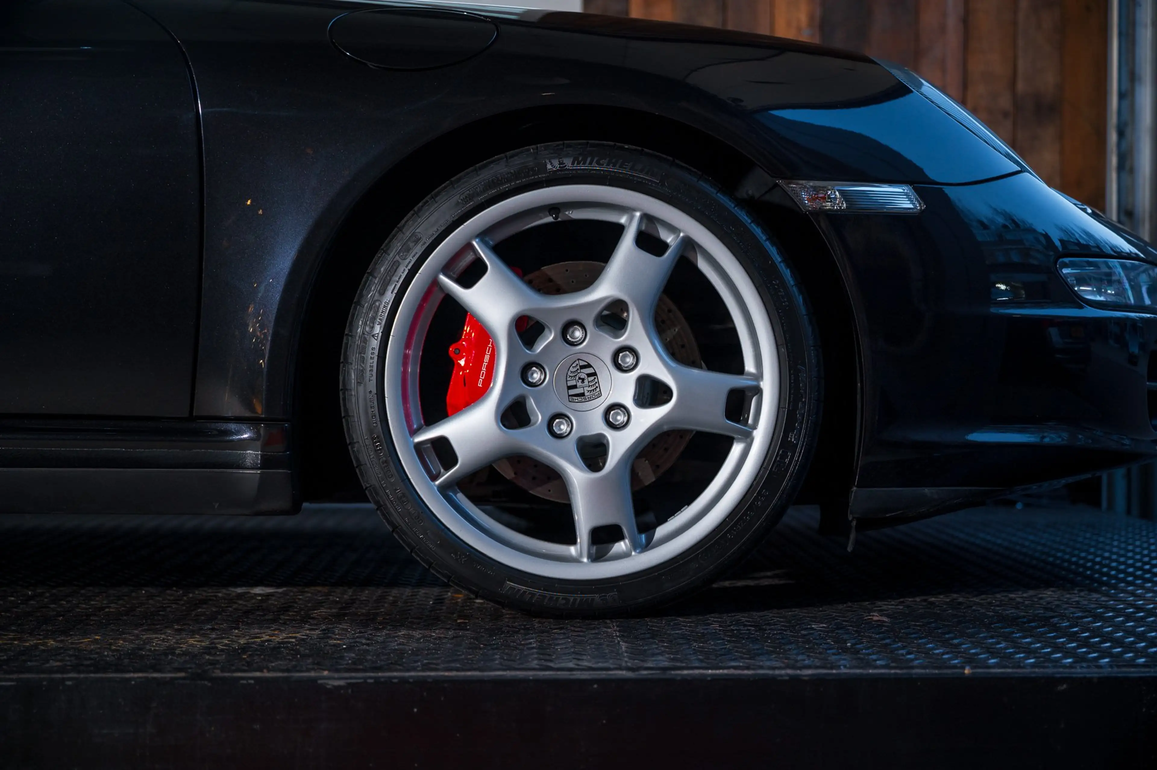 Porsche 997 3.8 Carrera 4S — photo 6